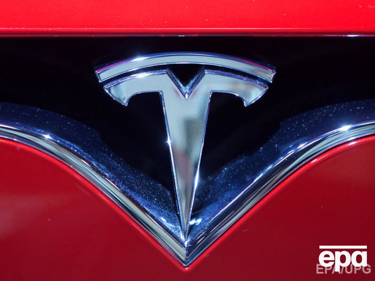 Tesla винит бывшего менеджера в краже данных