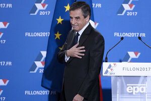 Финансовая прокуратура, сообщают французские СМИ, проводит проверку деятельности Фийона