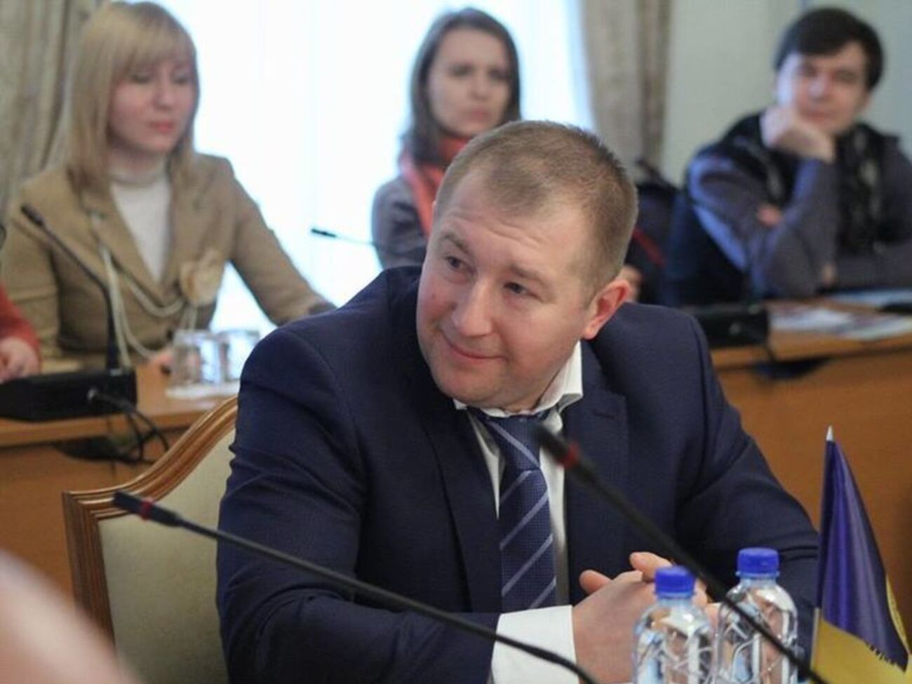 Сердюк:&nbsp;Отправка подозрения в интернет, его публикация в Facebook,&nbsp;объявление его выключенному телевизору в зале судебных заседаний&nbsp;не несут юридических последствий