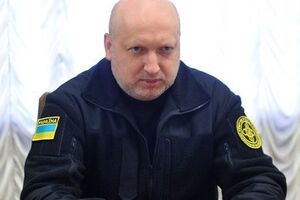 Турчинов: В результате масштабных обстрелов Авдеевки повреждены не только инфраструктурные объекты, но и жилые дома