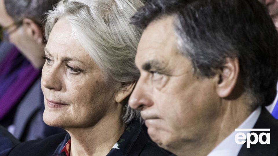 Пенелопа и Франсуа Фийон допрошены по делу о незаконных выплатах