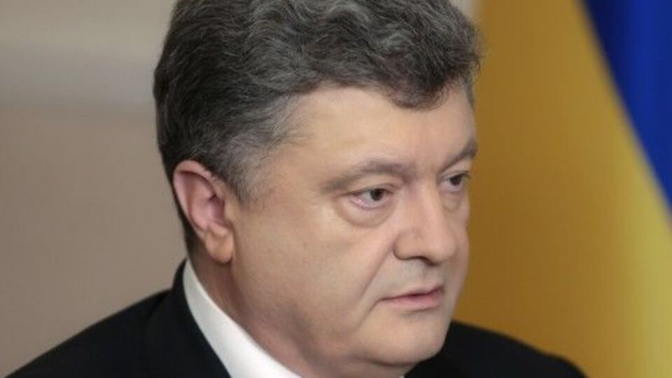 Порошенко распорядился, чтобы регионы оказали помощь Авдеевке