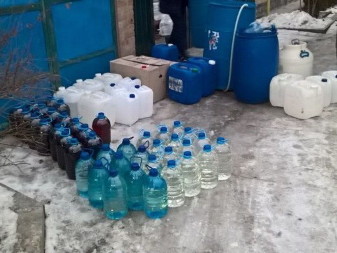 СБУ: Открыто уголовное производство о незаконном изготовлении алкогольных напитков