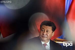 Порошенко пригласил Си Цзиньпина (на фото) посетить Киев