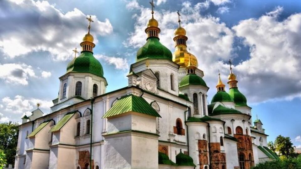 На стенах Софийского собора обнаружено около 7 тыс. граффити