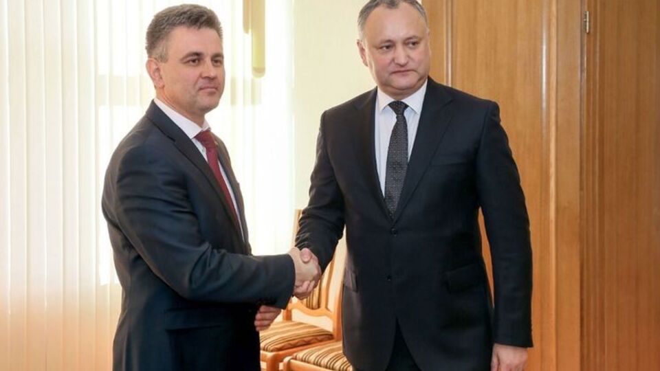 Предложение о встрече Красносельский получил от Додона