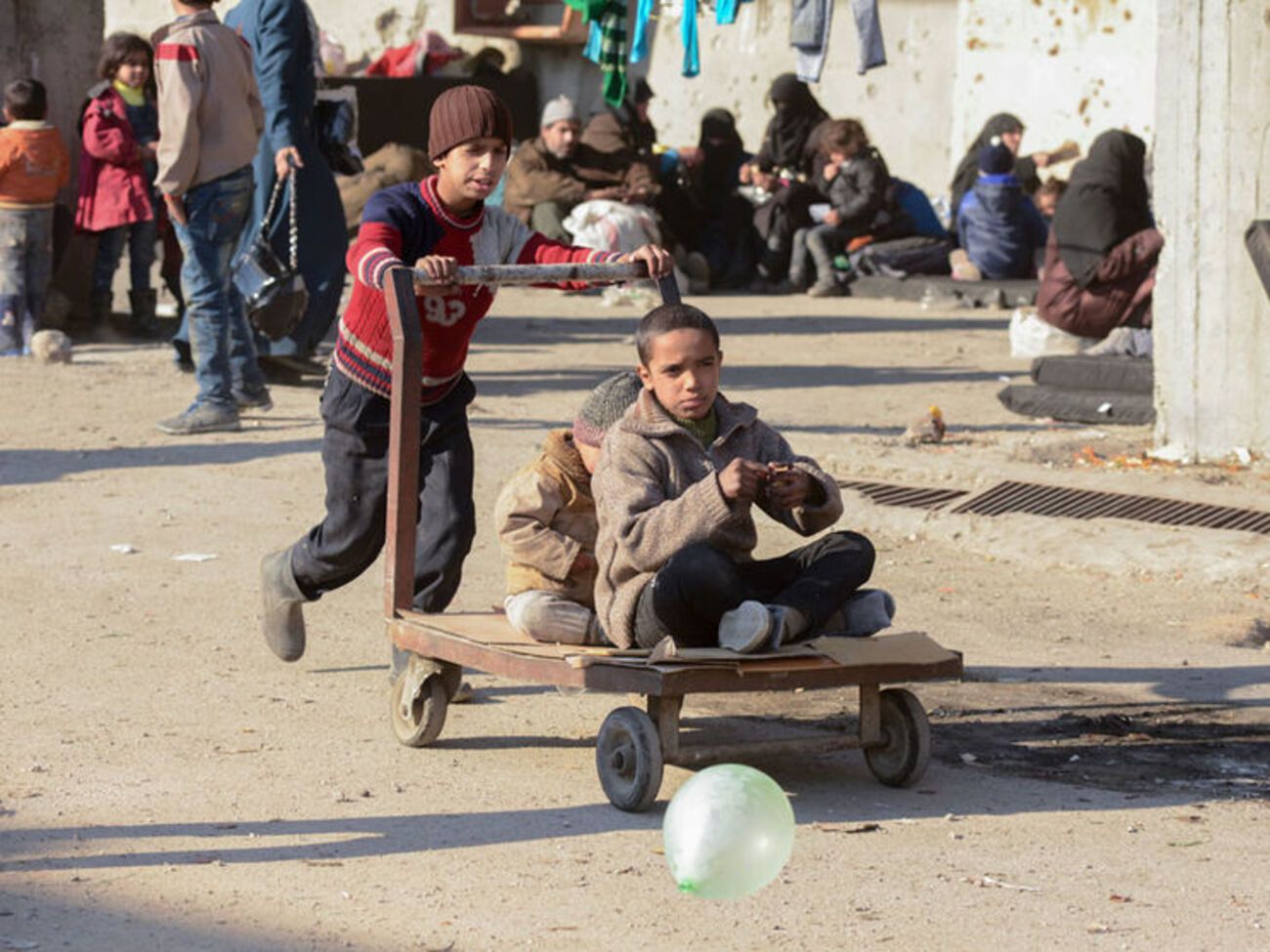 Беженцы возвращаются в Алеппо