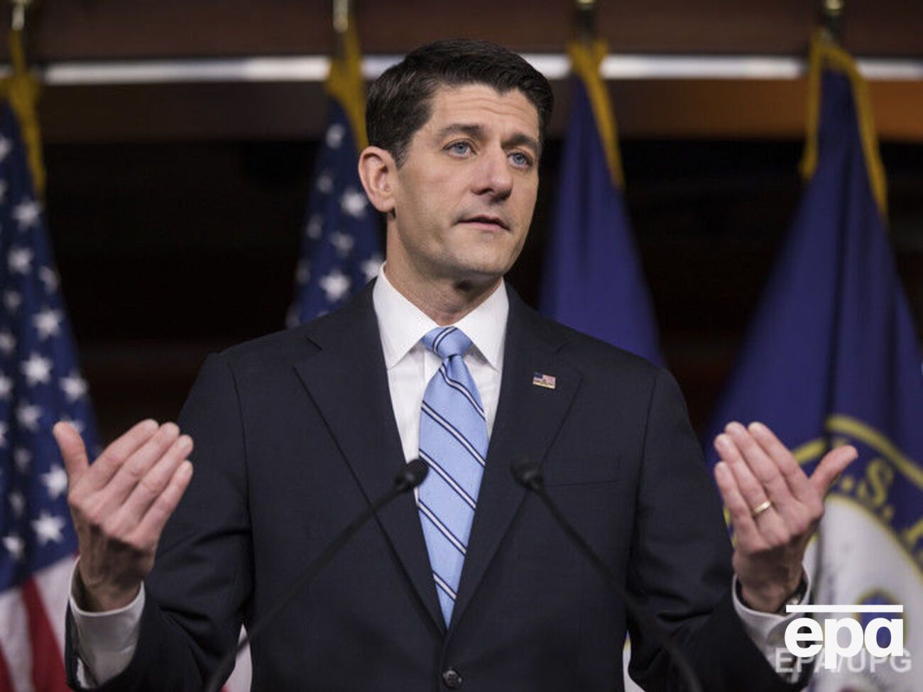 Райан надеется, что встреча Трампа с представителями американской разведки позволит ему составить "более ясное" мнение об операциях российских хакеров