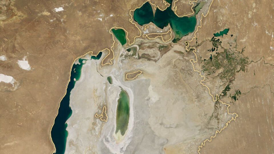 NASA опубликовало снимки поверхности планеты в разные годы