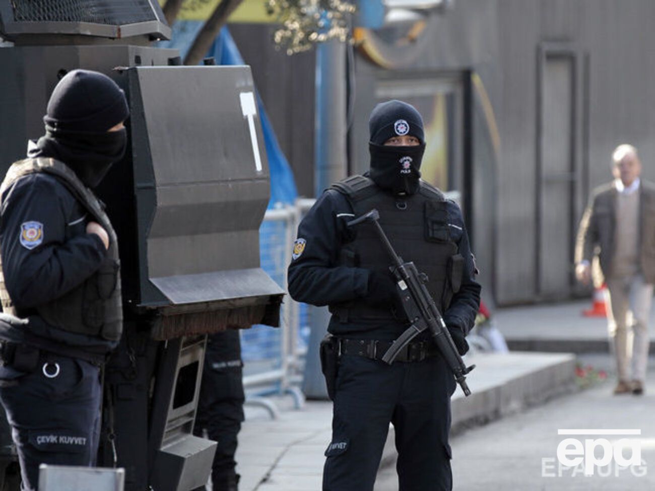 Фото главного подозреваемого в совершении теракта, опубликованное полицией&nbsp;