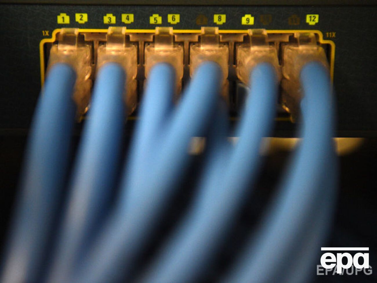 Спецслужбы заявили об установлении "третьей стороны"