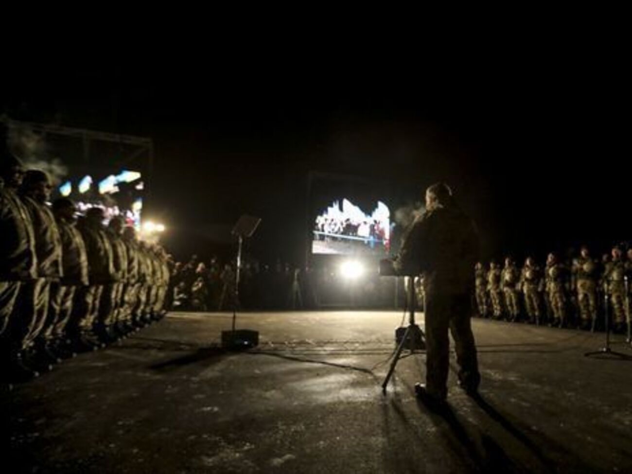 Президент Украины 31 декабря посетил военных в секторе "М"