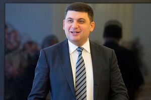 Премьер-министр написал поздравления в Facebook