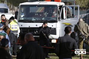 В Иерусалиме грузовик наехал на группу военных