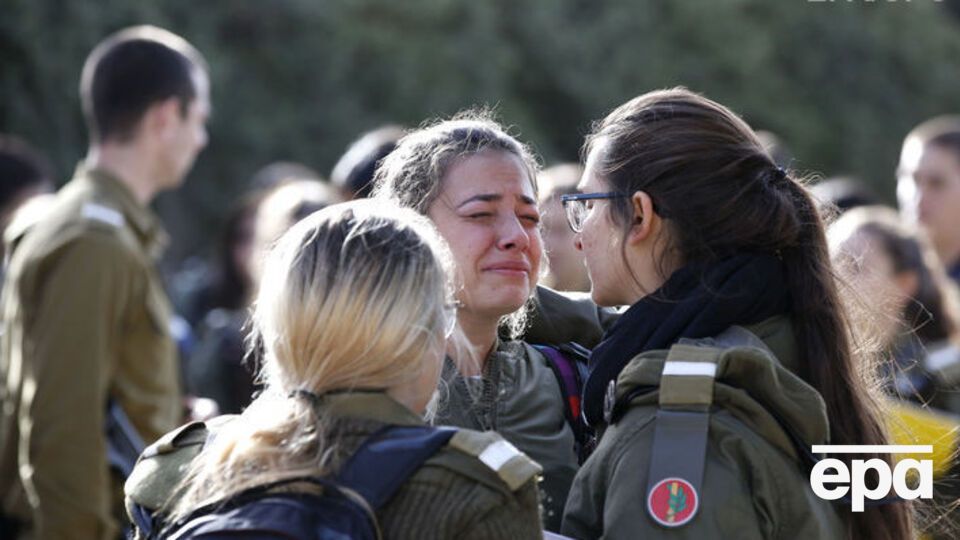 Сегодня грузовик въехал в группу пешеходов, стоявших на остановке автобуса в районе Армон ха-Нацив в центре Иерусалима