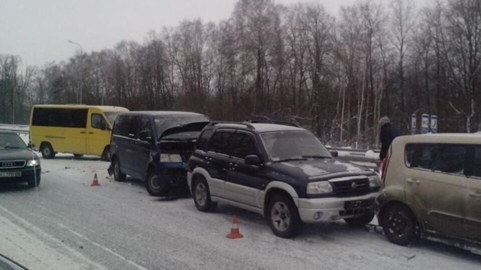 Непогода стала причиной ДТП на трассе Киев – Чоп