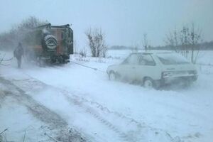 45 человек из-за непогоды были травмированы на дорогах Украины