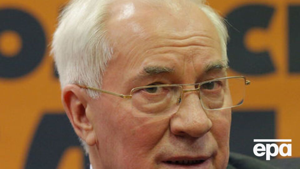 Азаров готов создать правительство в изгнании