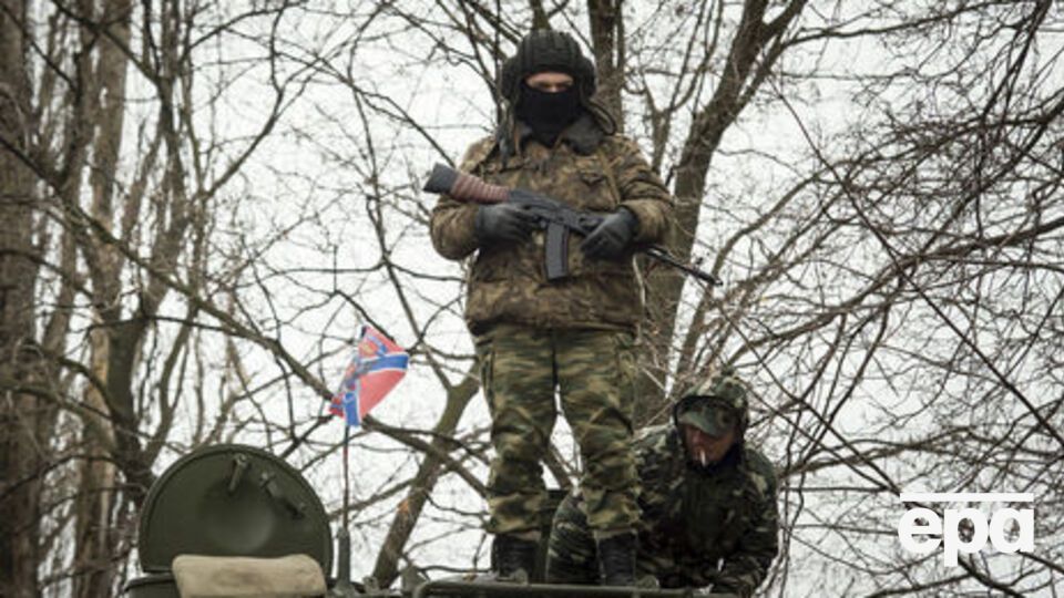 По данным СБУ, боевики допрашивают всех бывших военных, пересекающих линию разграничения с оккупированными территориями