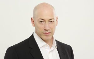 Гордон: Что плохо? Что возвращается 200 миллионов, а не 40 миллиардов