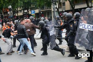 Власти Каталонии заявили, что из-за действий полиции более 800 жителей региона обратились к врачам