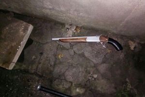 Мужчина стрелял из охотничьего одноствольного ружья калибра 16 мм