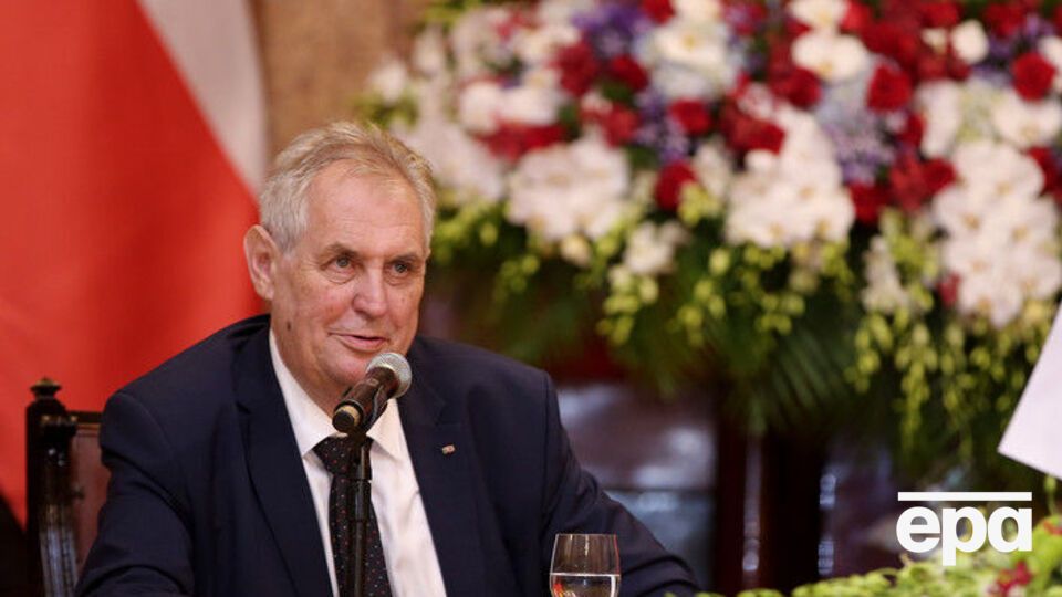 Земан уважає анексію Криму "завершеною справою"