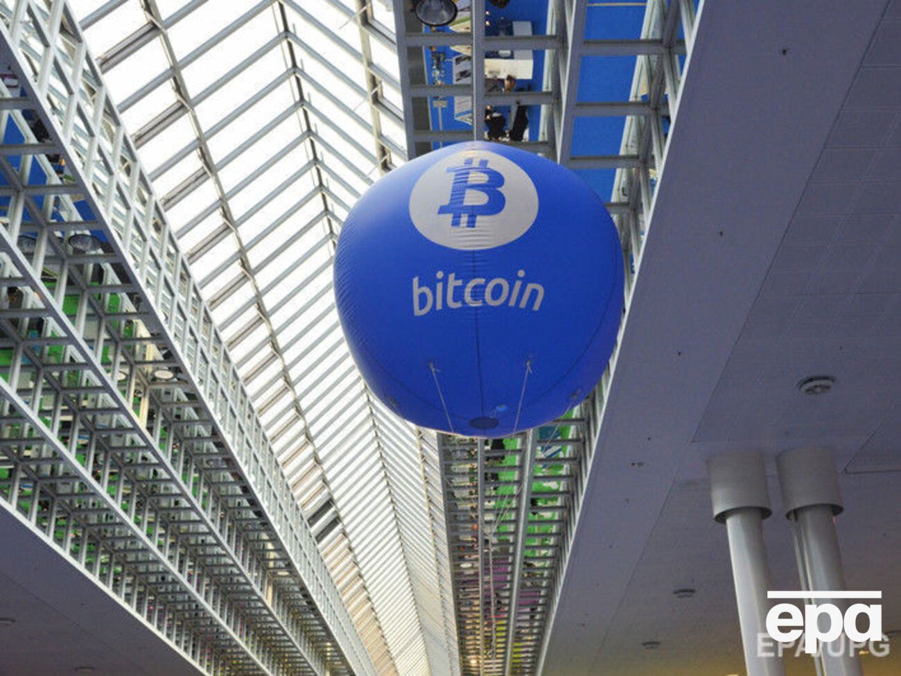 В Украине предлагают узаконить криптовалюту