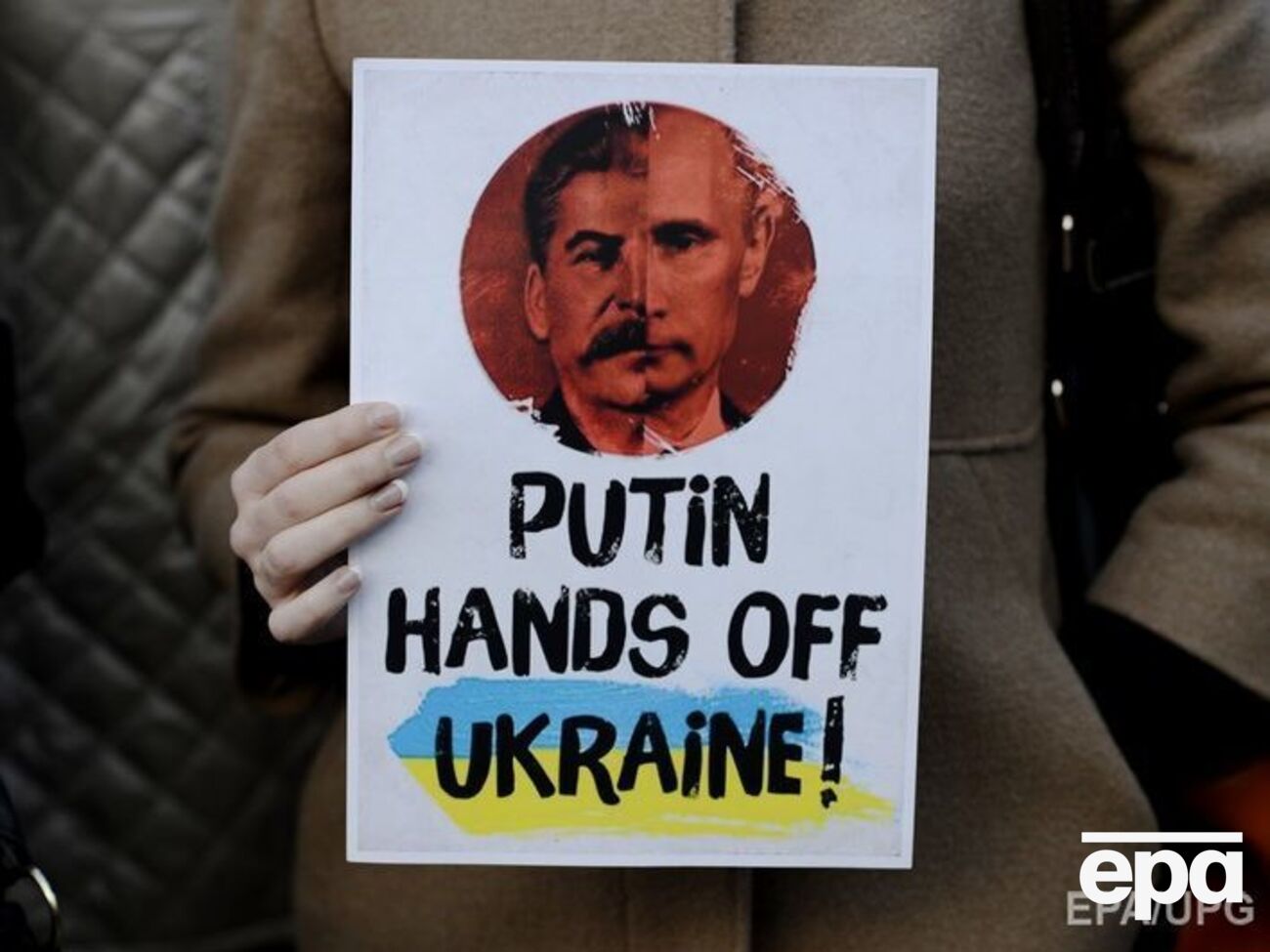 Відмову України від претензій на Крим деякі політики вважають умовою припинення війни на Донбасі