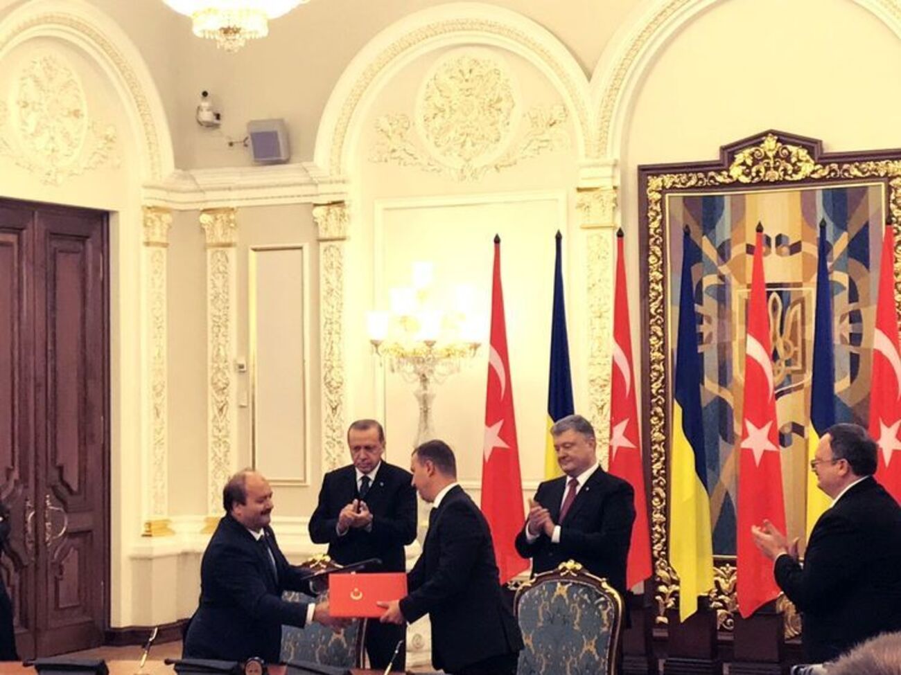 Контракт подписали в Киеве