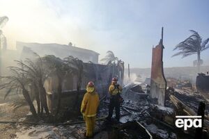 Пожары охватили более 100 тыс. акров земли