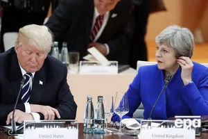 Мэй и Трамп провели телефонный разговор