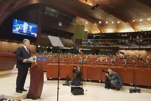 Порошенко: Кількість заручників тільки зростає