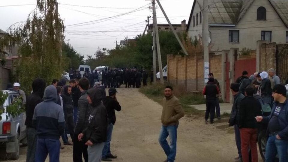 Мамбетов заявил, что среди задержанных есть очень избитые люди