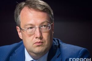 Геращенко о Павловском: Это смелый боевой генерал