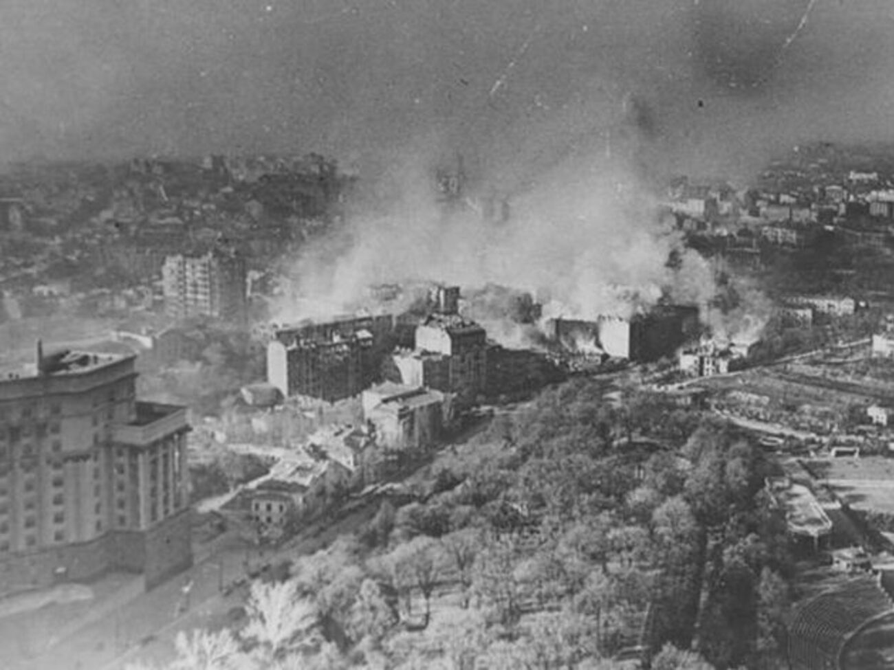 Район площади Сталина (ныне Европейской). Осень 1943 года