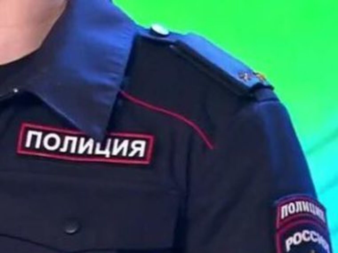 Полиция выясняет обстоятельства стрельбы в школе в Саратове