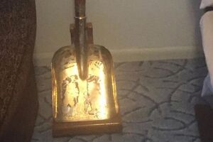 У будинку батька Кузьміна виявлено золоту лопату – Сарган
