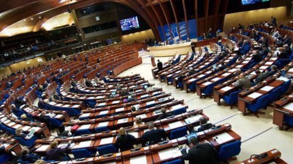 Россия была лишена права голоса в ПАСЕ в апреле 2014 года