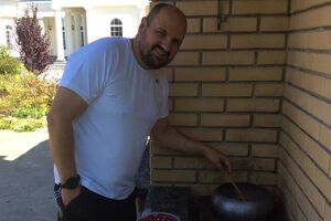 Розенблат подозревается в совершении преступления лично