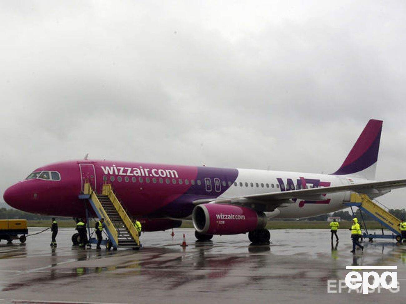 Скрыпин:&nbsp;Wizz Air, где у нас тут чешская проводница? Помогите идентифицировать