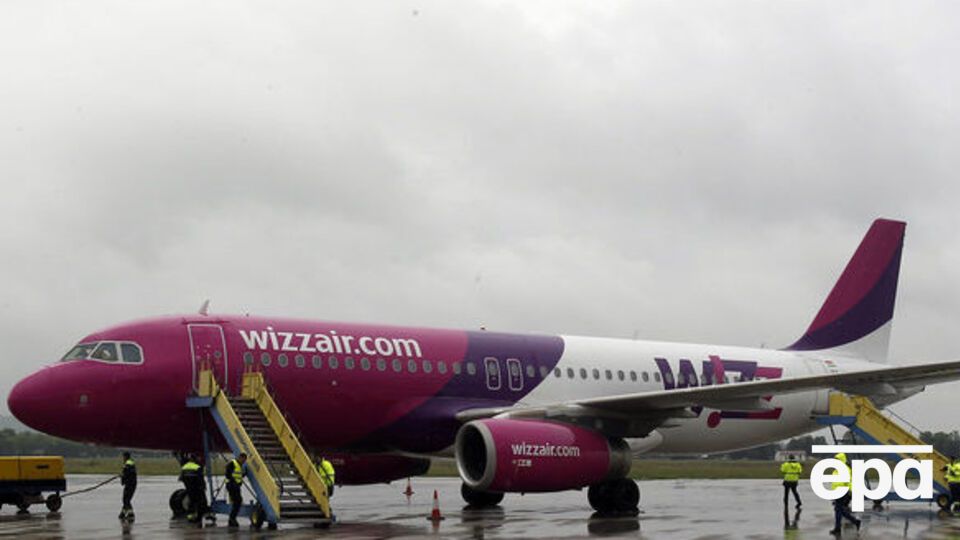Скрыпин: Wizz Air, где у нас тут чешская проводница? Помогите идентифицировать