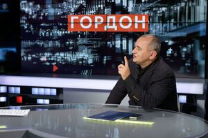 За словами Матіоса, історія з "приватним кордоном" триває вже протягом 10 років