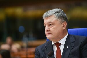 Порошенко заявив, що в його команді дуже добре вивчили уроки історії