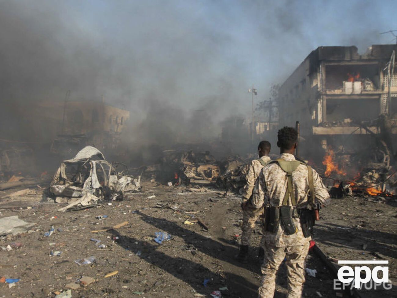 В столице Сомали произошло два взрыва