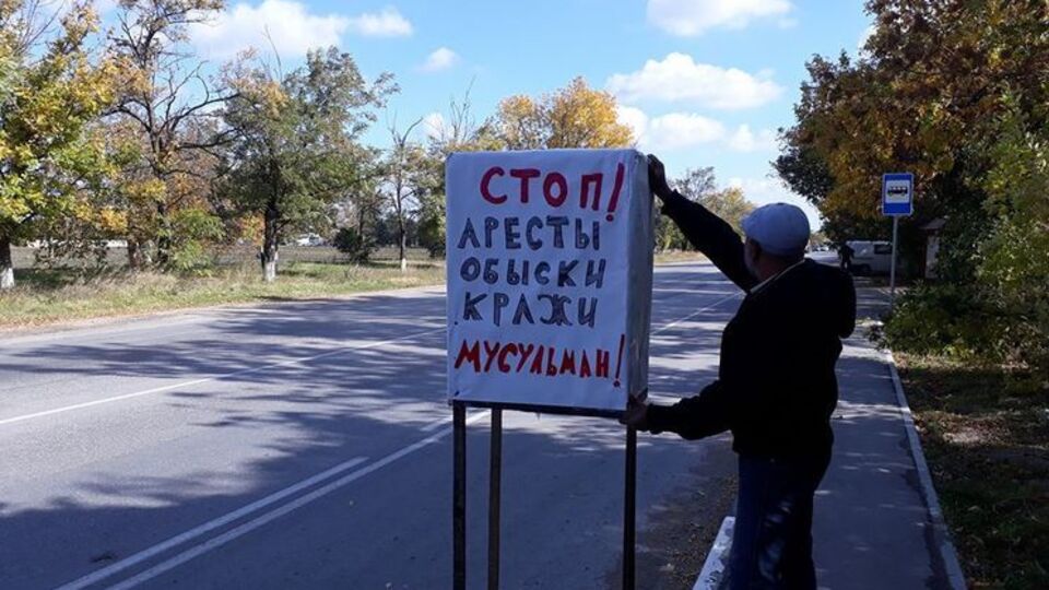 Чубаров сообщил, что многие водители поддержали участников акций в Крыму