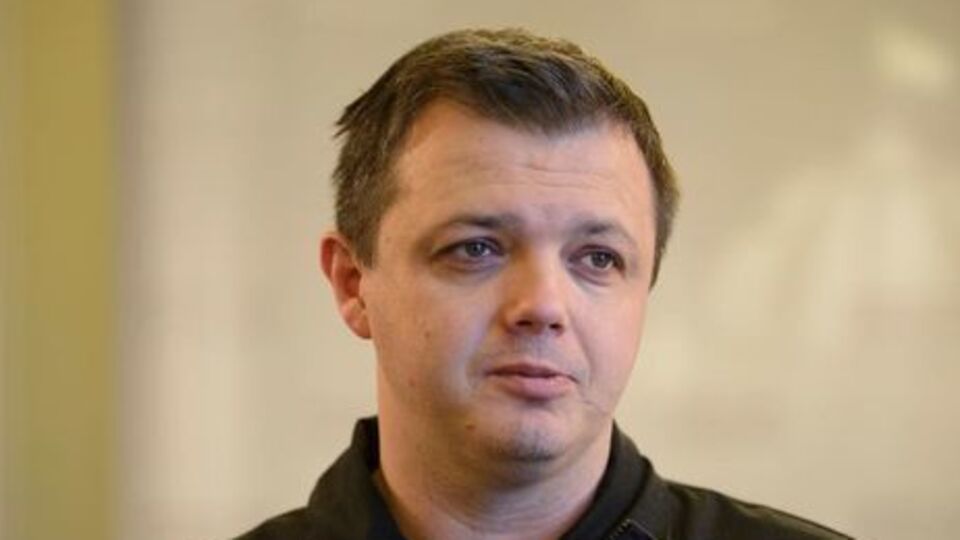 Семенченко: Все будет гуманно и хорошо. Вас даже будут кормить три раза в день