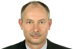 Жданов зазначив, що уламки літака Качинського досі перебувають у росіян
