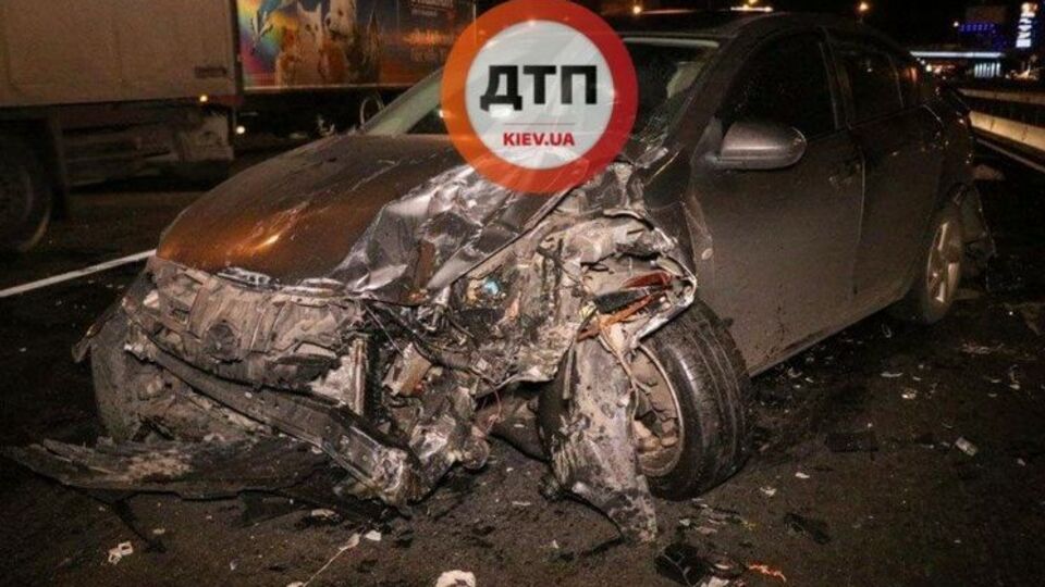 Тройное ДТП произошло в Киеве