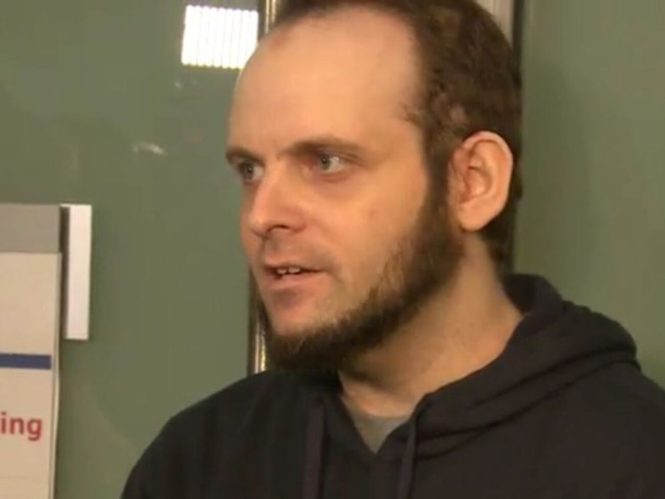 Бойл прибыл в Канаду